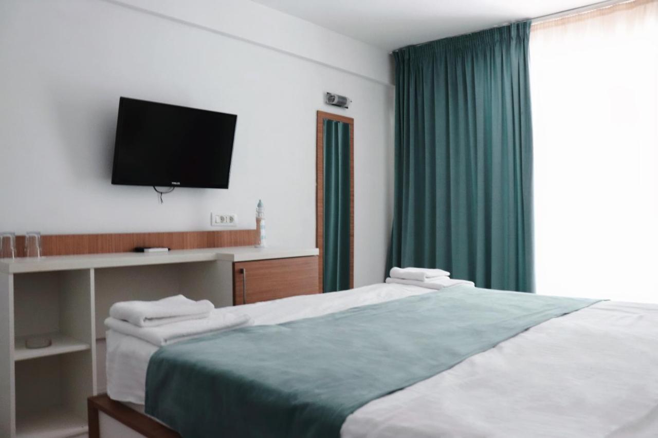 Hotel Victory Mamaia Exteriör bild