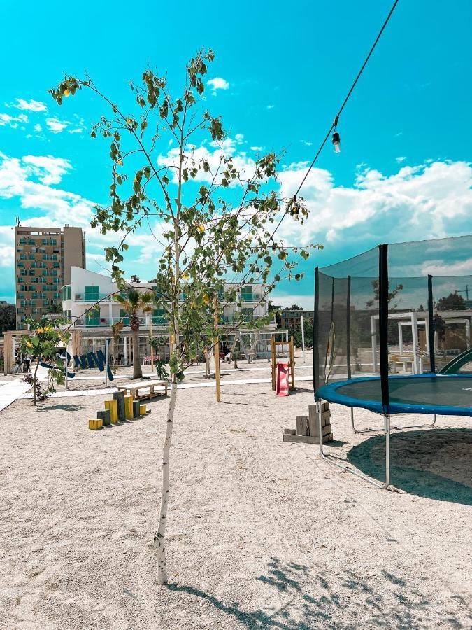 Hotel Victory Mamaia Exteriör bild