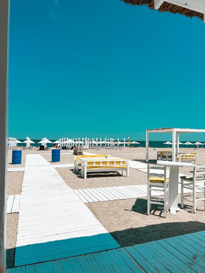 Hotel Victory Mamaia Exteriör bild